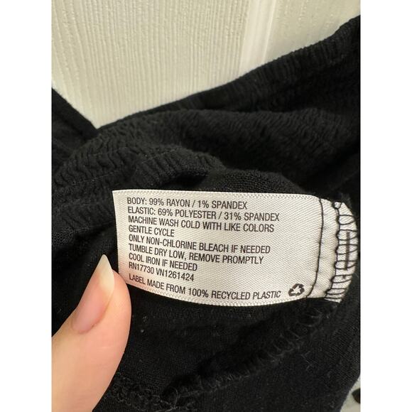 Wild Fable Soft Corset Crop Top w Front Close Hook & Eye Black EUC Small - Picture 5 of 5